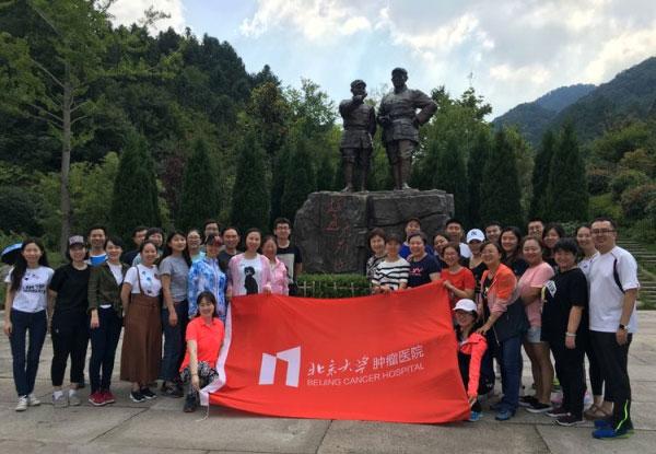 小猫钓鱼游戏龙王版有船